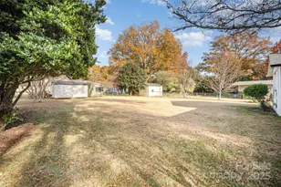 319 Scaleybark Dr, Charlotte, NC 28209 - Photo 20