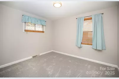 319 Scaleybark Drive, Charlotte, NC 28209 - Photo 14