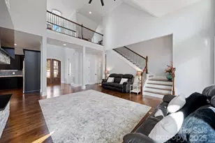 16312 Cozy Cove Rd, Charlotte, NC 28278 - Photo 8