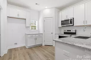 3136 Butler Hl Dr, Matthews, NC 28105 - Photo 12