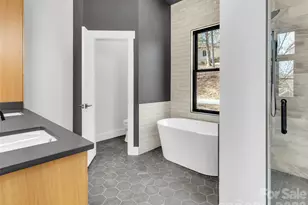 130 Midway Crossing Dr, Clyde, NC 28721 - Photo 26