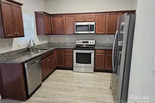 1337 Land Grant Rd, Charlotte, NC 28217 - Photo 4