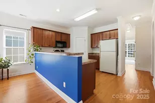 912 Gold Finch Cir, Fort Mill, SC 29715 - Photo 10