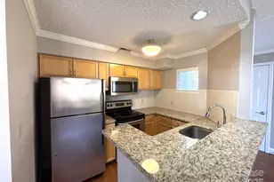 2518 Cranbrook Ln, Charlotte, NC 28207 - Photo 4