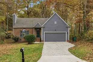 3909 Brownes Ferry Rd, Charlotte, NC 28269 - Photo 2