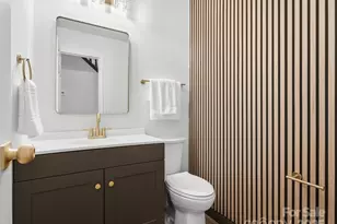 3909 Brownes Ferry Rd, Charlotte, NC 28269 - Photo 14