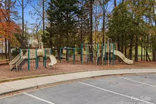 3909 Brownes Ferry Rd, Charlotte, NC 28269 - Photo 42