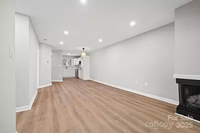 2545 Stockbridge Drive, Charlotte, NC 28210 - Photo 10