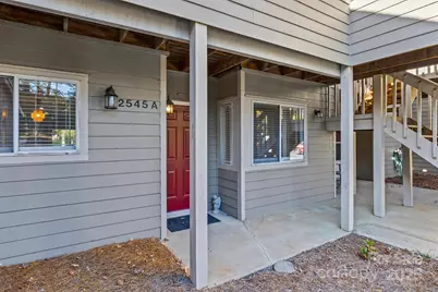 2545 Stockbridge Drive, Charlotte, NC 28210 - Photo 2