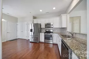 20257 Dovekie Ln, Fort Mill, SC 29707 - Photo 6