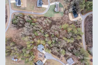 62 Crystal Cove Drive #4, Hendersonville, NC 28739 - Photo 2