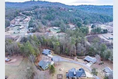 62 Crystal Cove Drive #4, Hendersonville, NC 28739 - Photo 8
