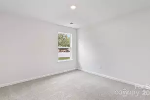 25 Caroline Vly Ln, Hendersonville, NC 28792 - Photo 14