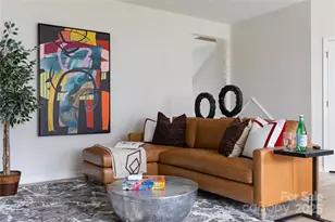 3045 Hutton Gdns Ln, Charlotte, NC 28269 - Photo 2