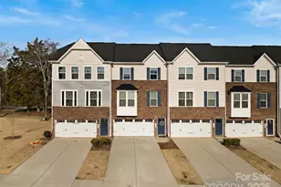 2550 Grantham Pl, Fort Mill, SC 29715 - Photo 2