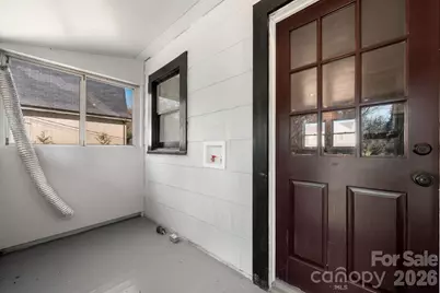 204 22nd Avenue NE, Hickory, NC 28601 - Photo 16