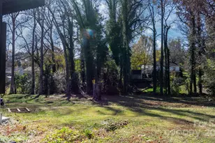 204 22nd Ave NE, Hickory, NC 28601 - Photo 18