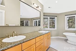 339 Beaverdam Rd, Asheville, NC 28804 - Photo 22