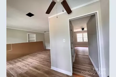 405 W Inwood Street, Bethune, SC 29009 - Photo 4