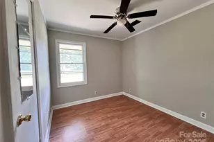 405 W Inwood St, Bethune, SC 29009 - Photo 12