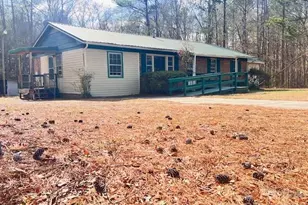 405 W Inwood St, Bethune, SC 29009 - Photo 1