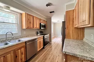 405 W Inwood St, Bethune, SC 29009 - Photo 6