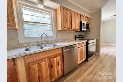 405 W Inwood Street, Bethune, SC 29009 - Photo 8