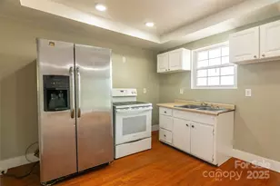 126 Hill St, Forest City, NC 28043 - Photo 8