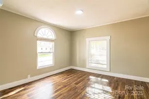 126 Hill St, Forest City, NC 28043 - Photo 10