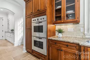 6321 Sharon Hills Rd, Charlotte, NC 28210 - Photo 20