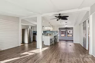 302 Meadowbrook Ct, Hendersonville, NC 28792 - Photo 8