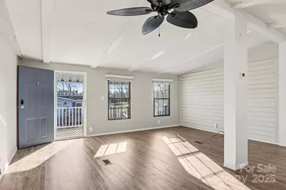 302 Meadowbrook Court, Hendersonville, NC 28792 - Photo 6