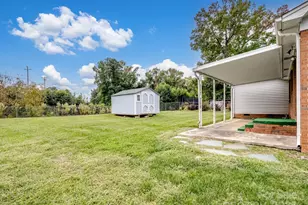 325 Prince Charles St, Charlotte, NC 28213 - Photo 24