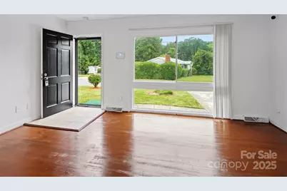 325 Prince Charles Street, Charlotte, NC 28213 - Photo 4