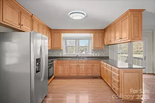 484 Stutts Rd, Mooresville, NC 28117 - Photo 14