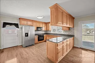484 Stutts Rd, Mooresville, NC 28117 - Photo 12