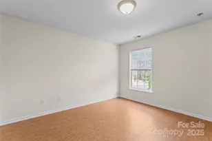 5571 Cambridge Bay Dr, Charlotte, NC 28269 - Photo 32