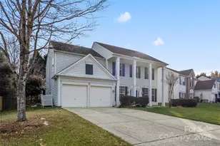 5571 Cambridge Bay Dr, Charlotte, NC 28269 - Photo 2