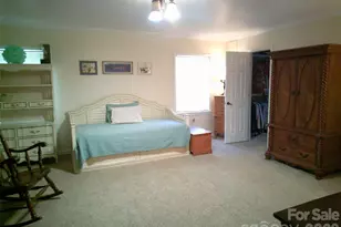 1339 Carmen Ln, Gastonia, NC 28054 - Photo 8