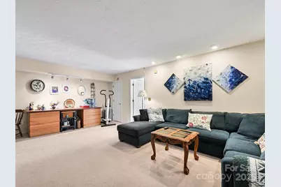 21 Old Applewood Lane, Hendersonville, NC 28739 - Photo 22