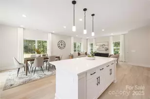 7034 Lakeside Dr, Charlotte, NC 28215 - Photo 8