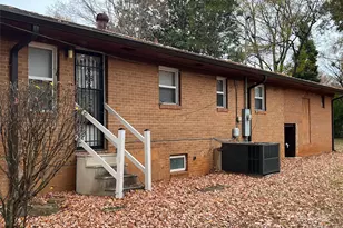 402 Horah Street E, Salisbury, NC 28144 - Photo 2