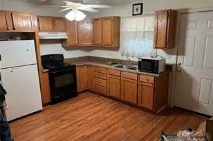 402 Horah Street E, Salisbury, NC 28144 - Photo 6