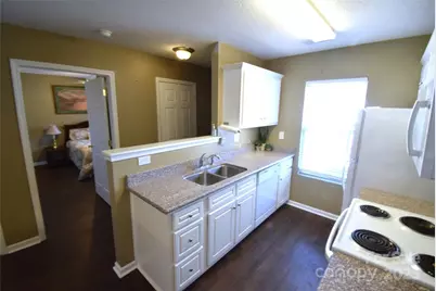 2056 Pin Oak Place, Cramerton, NC 28032 - Photo 10