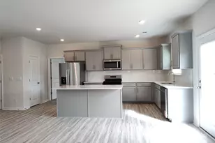 1404 Secrest Cmns Dr, Monroe, NC 28112 - Photo 6