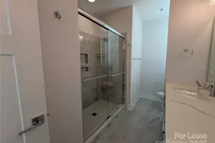 2322 Elizabeth Ml Pl, Charlotte, NC 28208 - Photo 20