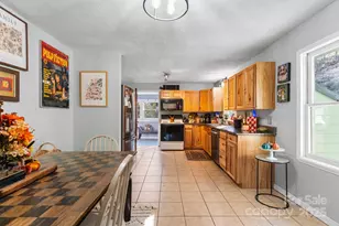 14 Sluder Branch Rd, Candler, NC 28715 - Photo 8