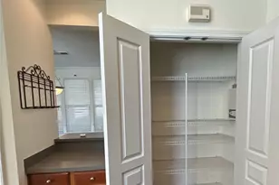 8649 Brookings Dr, Charlotte, NC 28269 - Photo 10