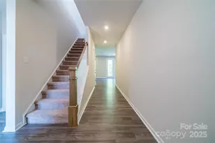 3324 Blf Hl Ln, Charlotte, NC 28215 - Photo 18