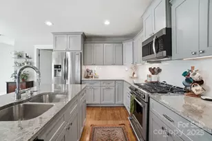 161 N Smallwood Pl, Charlotte, NC 28216 - Photo 12